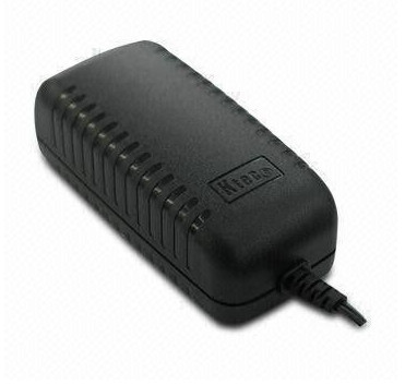 Safe 15 Watt Universal-Wechselstrom-Stromadapter dünn für die Audio-/Videoprodukte