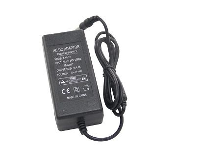 Stabiles 48W regulierte zugeschaltetes Wechselstrom-DC-Stromadapter 12V DC 50Hz mit Entstörfilter