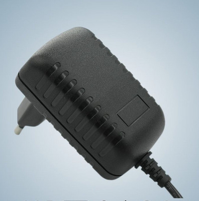 Elektronisches Universal-Schwarzes Wechselstrom-11W Stromadapter-EN60950 mit breiter Palette