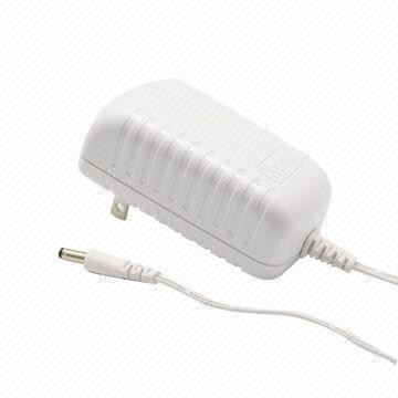 Universal-Stromadapter Wechselstrom-15W, weiße Stromversorgung des Farbniveau-V