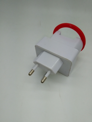 Reise-tragbares Ladegerät EU-Stecker-2000mA allgemeinhin für IPhone 4g/4s