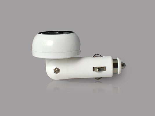 Geben Sie Universalmikro 5V/1A usb-Autostromadapterladegerät für iphone5/6 12v - 24v aus