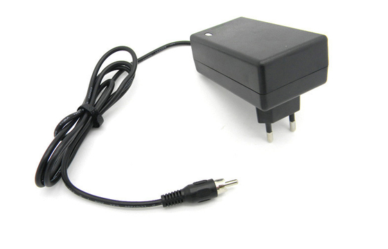 100-240VAC gab Stromadapter RCA Jack Wand-Berg EU-Steckers 16V 2A für Santral ein