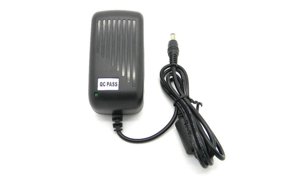 Stromversorgung des Schaltleistungs-Adapters 12V 5v 1A 2A AC100-240V