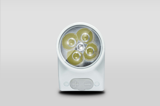 Beginnende tragbare bewegliche MiniStromversorgung 5v mit Strom 2A für Auto kann mit 12V 19.5V kompatibel sein