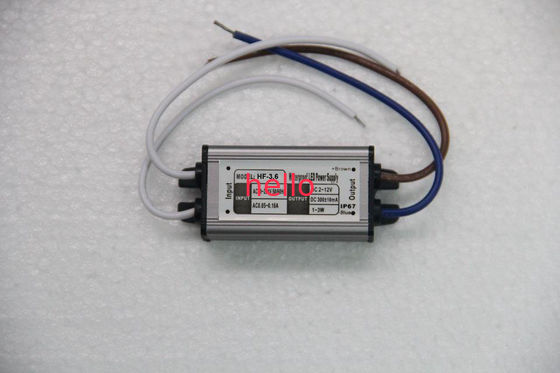Wasserdichter konstanter Strom IP68 50Hz 12 Volt DC-Stromversorgung 300mA für LED-Beleuchtung