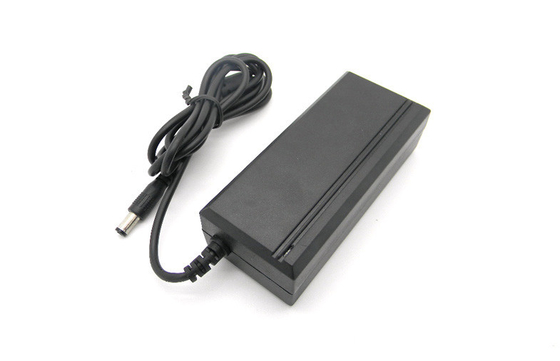 12V 2A Wechselstrom zu DC-Stromadapter über gegenwärtigem/konstantem Strom 5.5x2.1mm