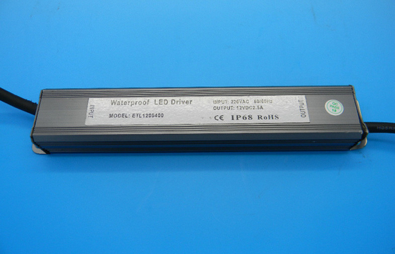 Transformator-Stromversorgung 30W12V LED zerteilen wasserdichtes Fahrer FCC 15B IP68 mit CER RoHS