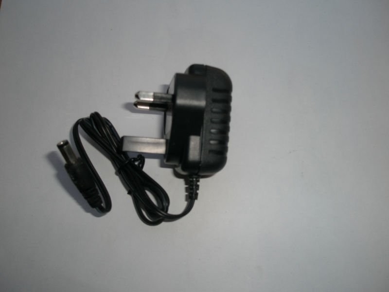 13.5W Eco freundliche einphasig Portable Universal AC DC Power Adapter (UK, USA, AU, EU)